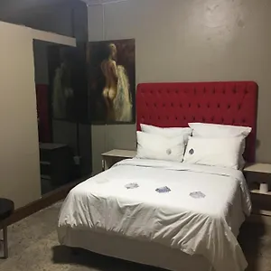 Guest house Ngena Sleep And Go, Cape Town